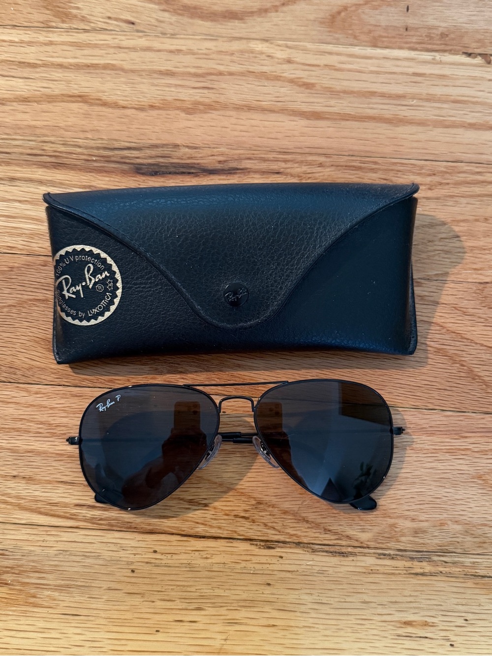 Ray-Ban Aviator Polarized Sunglasses in Black with Black Case